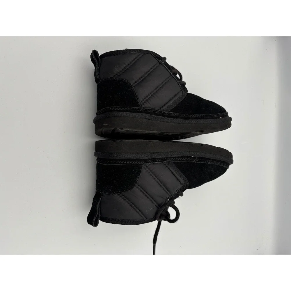 Kids UGG Black Puffer Suede Lace‎ Up Winter Boots Size 2 Toddler